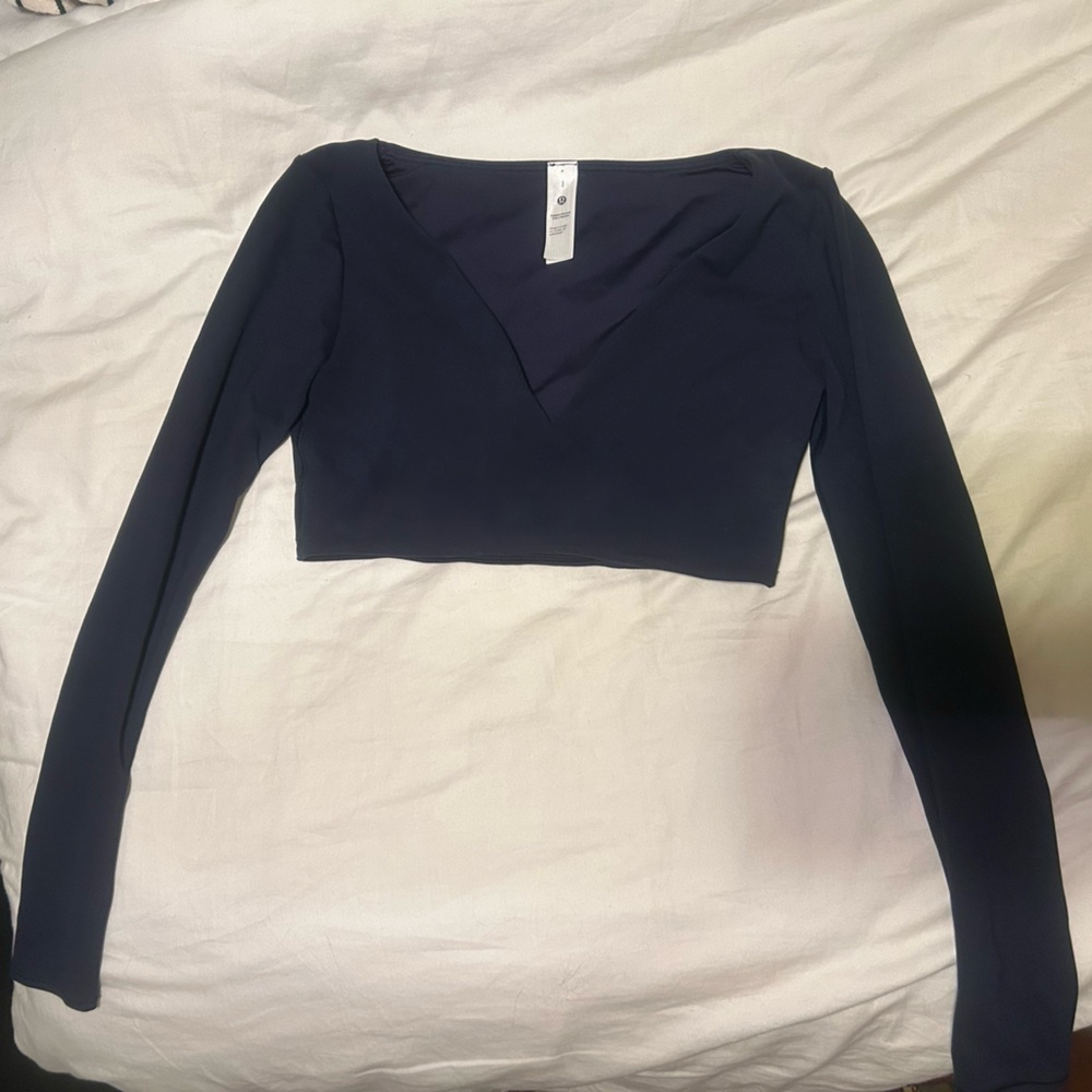 Lululemon Athletica Navy Crop Top